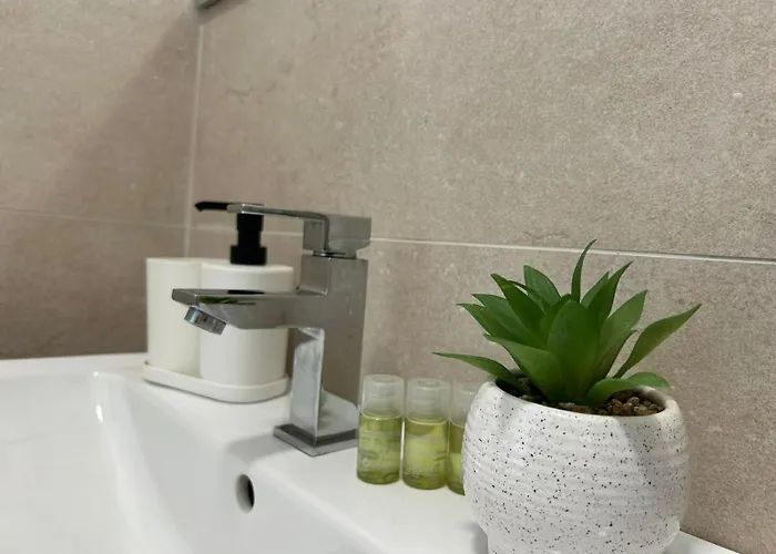 Amira מלון דירות אפורי נורד