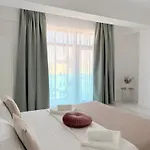 Aparthotel Amira