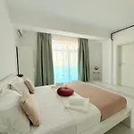Aparthotel Amira 4*
