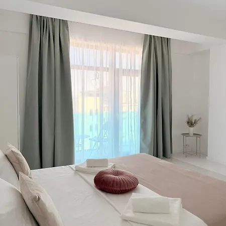 Aparthotel Amira