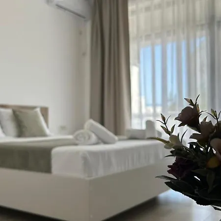Amira Aparthotel